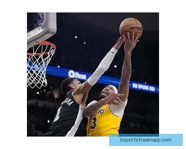 马刺7连胜大胜送灰熊无缘季后赛 文班19+15+7帽助队近25战赢23场