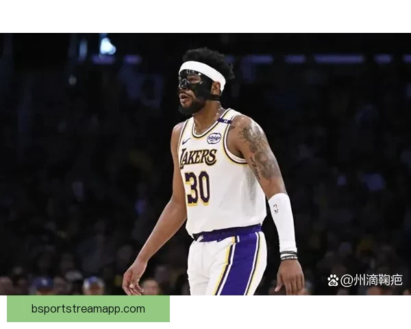 皮尔斯：詹库杜难以凭单核夺冠 湖人阵容更强因有关键球员决定胜负